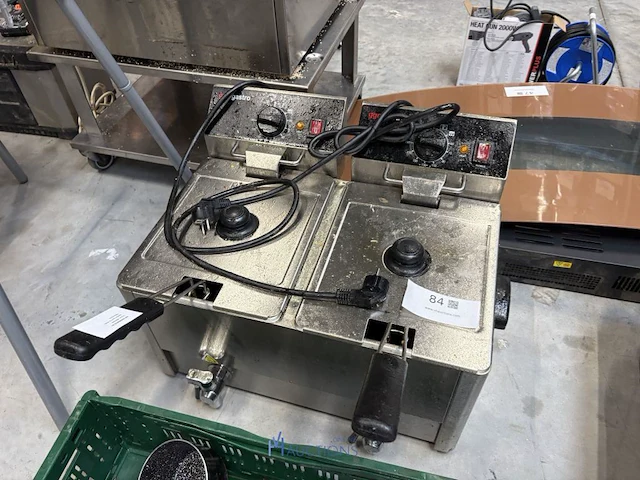 Dubbele rvs friteuse ggmgastro - afbeelding 1 van  8