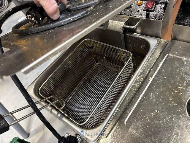 Dubbele rvs friteuse ggmgastro - afbeelding 6 van  8