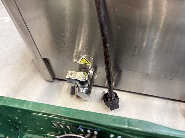 Dubbele rvs friteuse ggmgastro - afbeelding 8 van  8