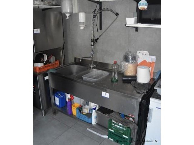 Dubbele spoeltafel, met professionele kraan - afbeelding 1 van  1