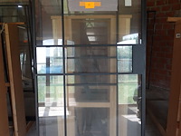 Dubbele stalen deur met glas