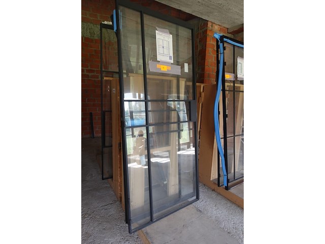 Dubbele stalen deur met glas - afbeelding 2 van  3