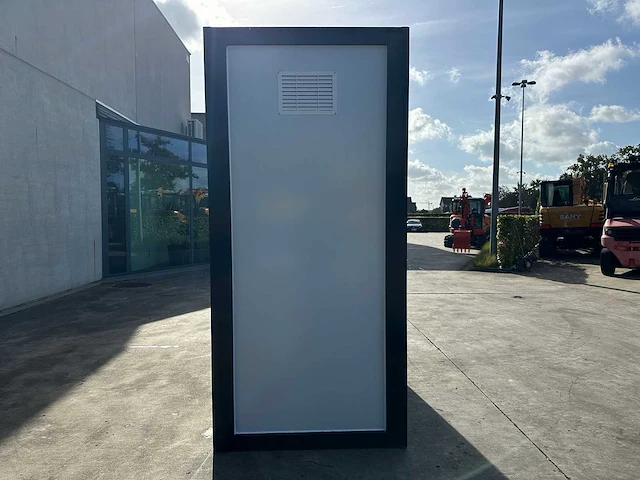 Dubbele toilet cabine - afbeelding 7 van  18
