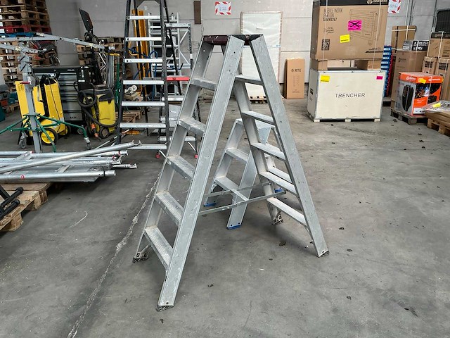 Dubbele trapladder (2x) - afbeelding 1 van  5