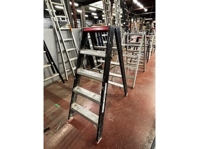 Dubbele trapladder - afbeelding 1 van  2
