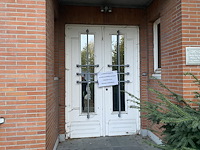 Dubbele voordeur hout - geen sleutel - afbeelding 1 van  1