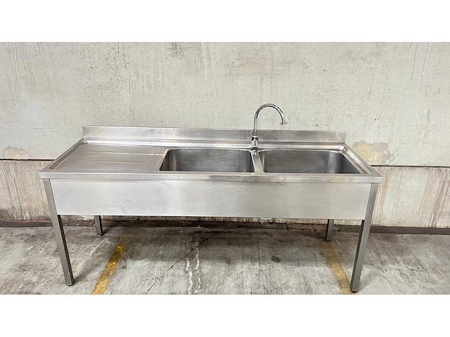 Dubbele wastafel - wastafel - afbeelding 1 van  9