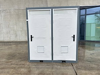 Dubbele wc cabine nieuw - afbeelding 1 van  1