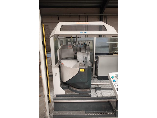 Dubbele zaagmachine elumatec - afbeelding 7 van  14