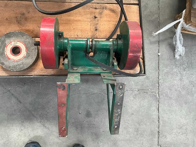 Dubbelsteens slijpmolen met elektromotor acec - afbeelding 1 van  18
