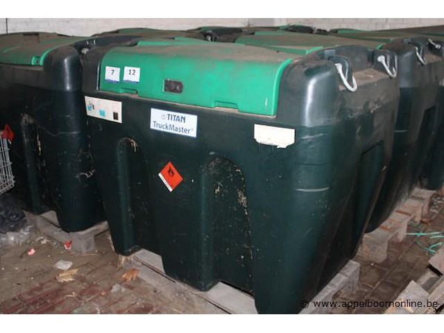 Dubbelwandige kunststof brandstoftank - afbeelding 1 van  3