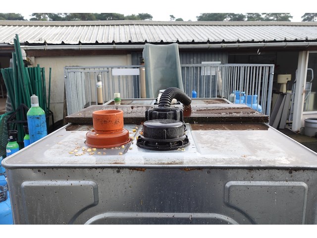 Dubbelwandige rvs tank dwt - afbeelding 3 van  7