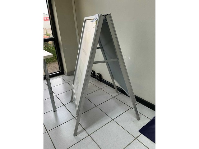 Dubbelzijdig stoepbord - afbeelding 2 van  2