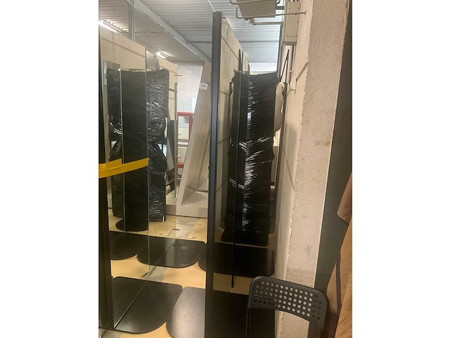 Dubbelzijdige 2-delige passpiegel op metalen voet - afbeelding 14 van  17