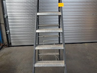 Dubbelzijdige ale trapladder altrex - afbeelding 1 van  2