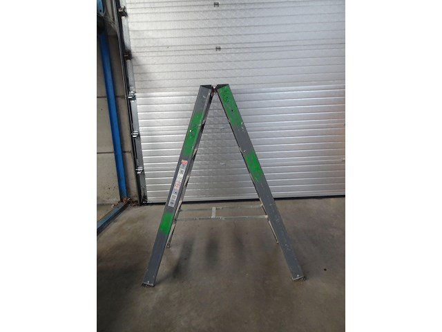 Dubbelzijdige ale trapladder altrex - afbeelding 2 van  2