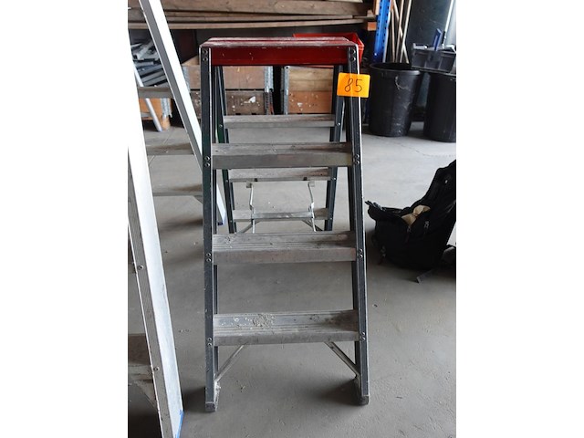 Dubbelzijdige alu trapladder altrex - afbeelding 1 van  3
