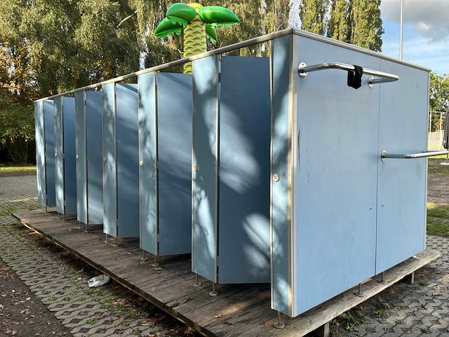 Dubbelzijdige kleedkamer unit - afbeelding 8 van  12