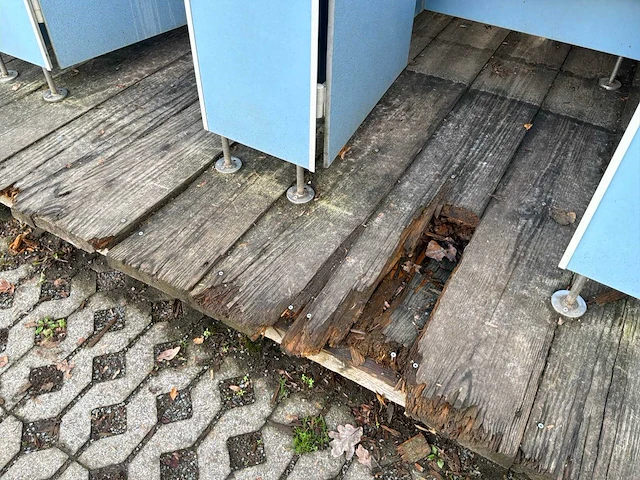 Dubbelzijdige kleedkamer unit - afbeelding 12 van  12