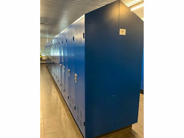Dubbelzijdige lockerkast - afbeelding 3 van  4
