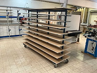 Dubbelzijdige opbergrek