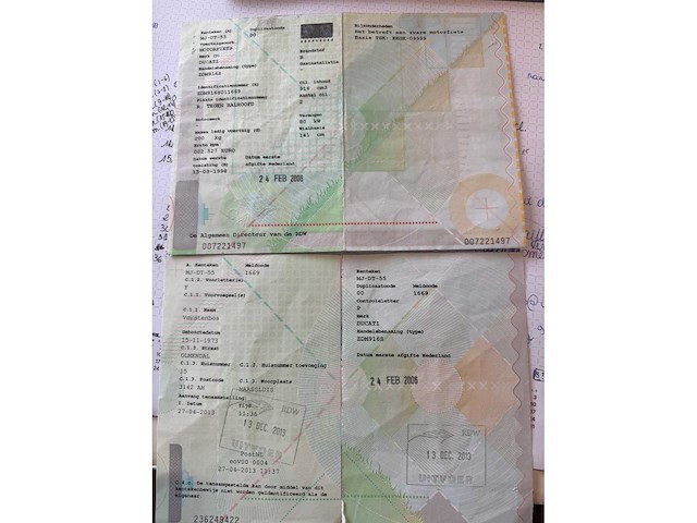 Ducati - 916 s - motorcycle - afbeelding 19 van  26