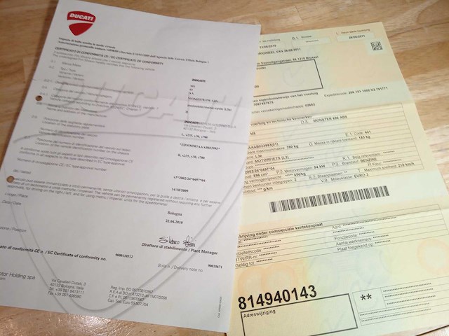 Ducati - monster 696 - motorfiets - afbeelding 9 van  9