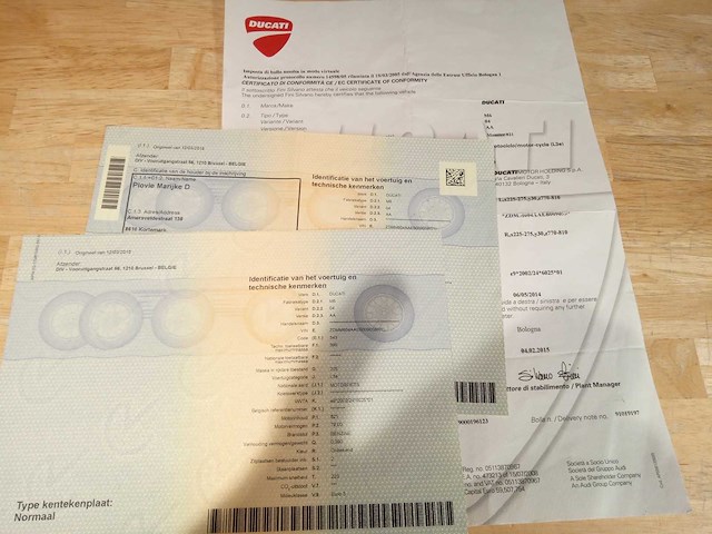 Ducati - monster 821 - motorfiets - afbeelding 3 van  11