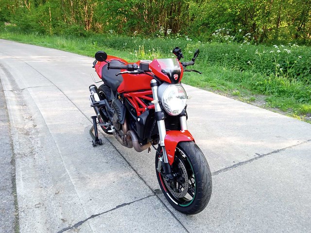 Ducati - monster 821 - motorfiets - afbeelding 6 van  11