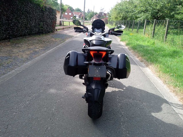 Ducati - multistrade 1200 s - motorfiets - afbeelding 5 van  7