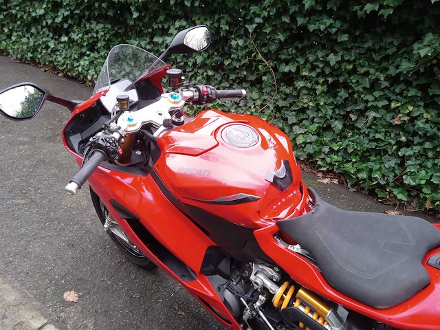 Ducati - panigale v2 s 35 kw - motorfiets - afbeelding 12 van  15