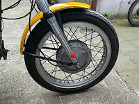 Ducati 250 road motorfiets 1973 - afbeelding 9 van  25