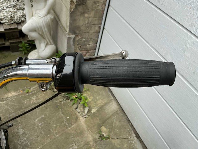 Ducati 250 road motorfiets 1973 - afbeelding 13 van  25