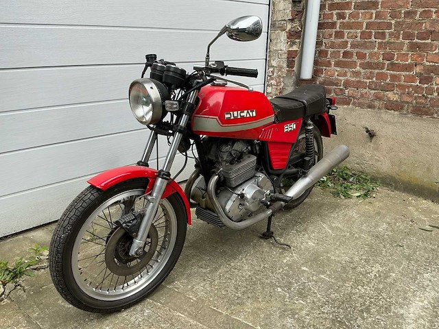 Ducati 350 motorfiets 1977 - afbeelding 1 van  27