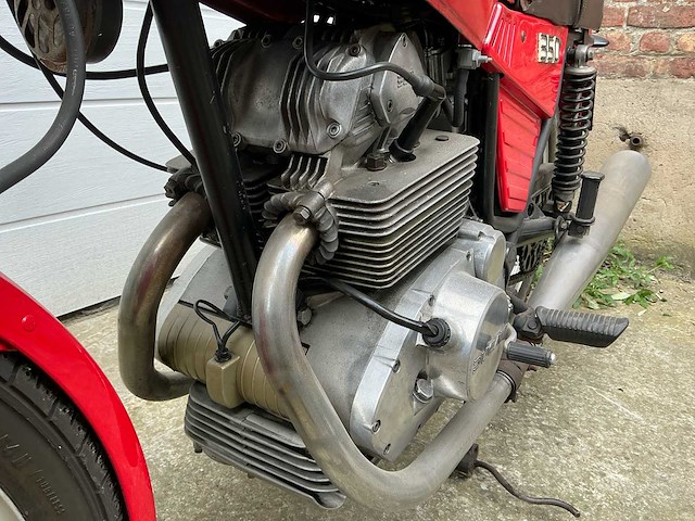 Ducati 350 motorfiets 1977 - afbeelding 17 van  27