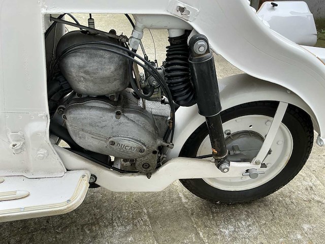 Ducati brio 48 scooter - afbeelding 4 van  17