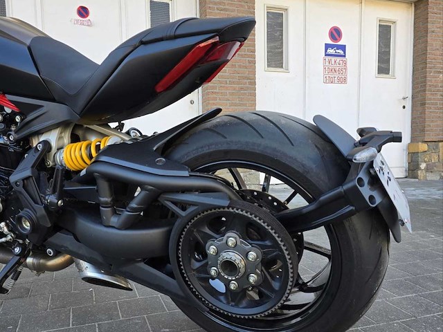 Ducati diavel motorfiets - afbeelding 9 van  11