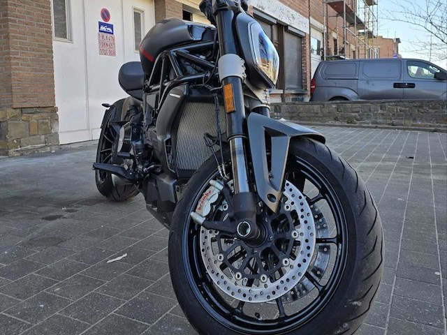 Ducati diavel motorfiets - afbeelding 7 van  11