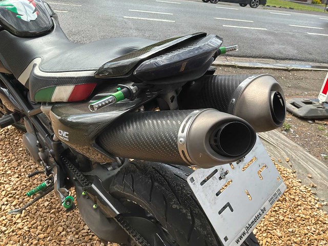 Ducati hypermotard 796 motorfiets / supermoto - afbeelding 21 van  37