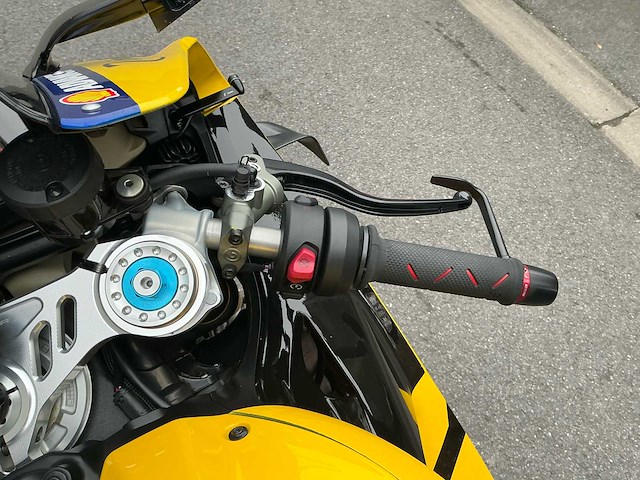Ducati panigale v4 r motorfiets - afbeelding 8 van  25