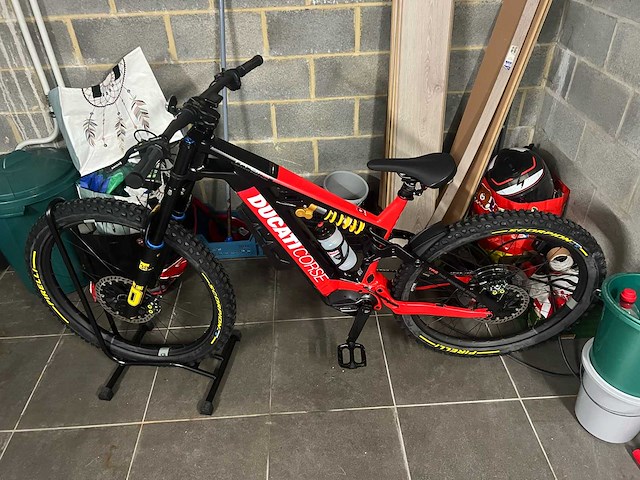 Ducati tk-01 rr emtb enduro mountainbike - afbeelding 1 van  13