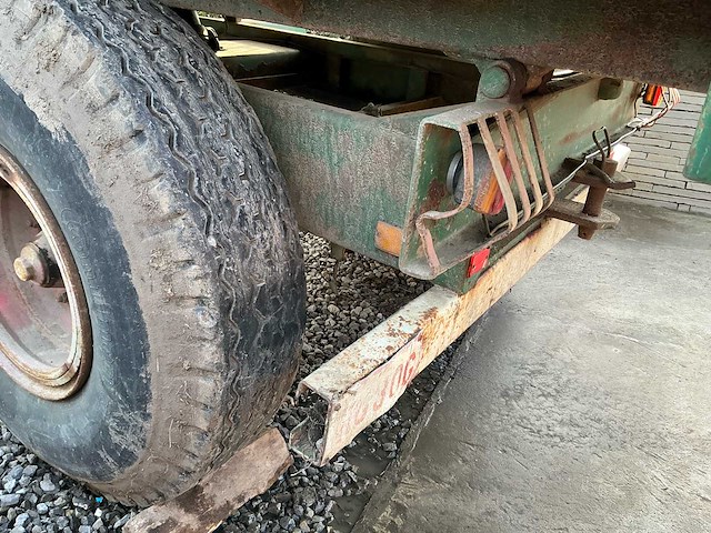 Duchesne kipper met zwaai/valklep kipper - afbeelding 4 van  24