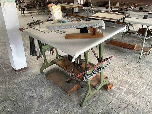 Ducker lt5-m vouwtafel - afbeelding 1 van  7