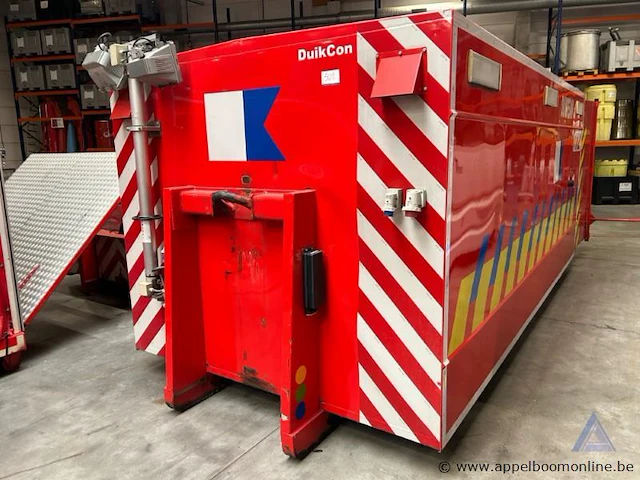 Duikcontainer duikcon, afmetingen 4,95 x 2,40 m, met interne inrichting en externe verlichting, elektrische aansluitingen 200-250v en 380-415v. werking niet gekend. - afbeelding 1 van  10
