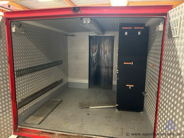 Duikcontainer duikcon, afmetingen 4,95 x 2,40 m, met interne inrichting en externe verlichting, elektrische aansluitingen 200-250v en 380-415v. werking niet gekend. - afbeelding 6 van  10