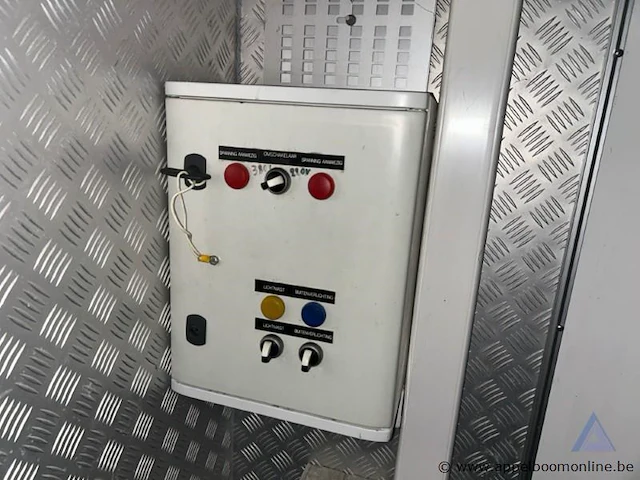 Duikcontainer duikcon, afmetingen 4,95 x 2,40 m, met interne inrichting en externe verlichting, elektrische aansluitingen 200-250v en 380-415v. werking niet gekend. - afbeelding 9 van  10