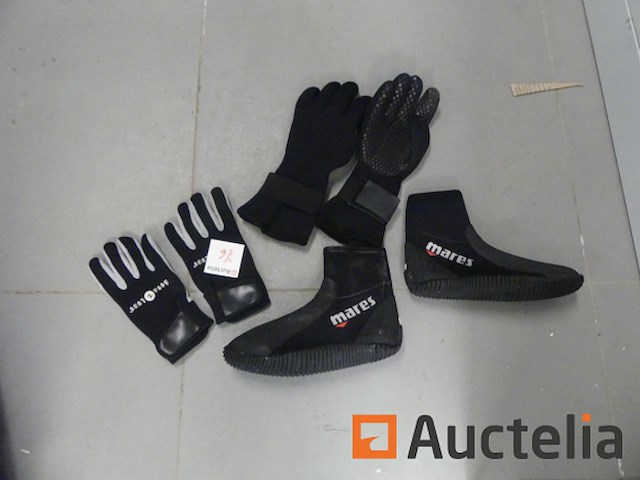 Duikuitrusting; slippers, dameshandschoenen aqualoung - afbeelding 1 van  3