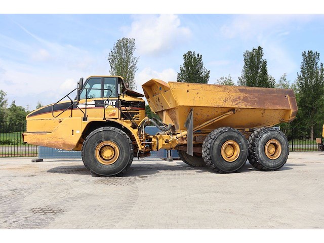 Dumper caterpillar 740 diesel 33t - afbeelding 1 van  1