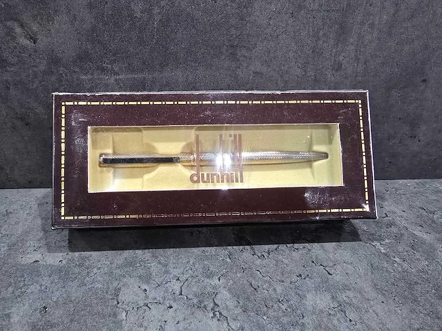 Dunhill - balpen - diverse kantoorinventarissen - afbeelding 1 van  4