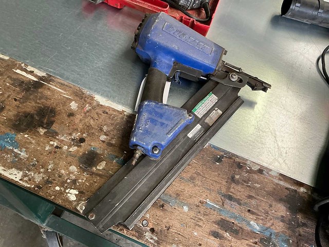 Duo-fast cn-350b pneumatische tacker - afbeelding 3 van  3